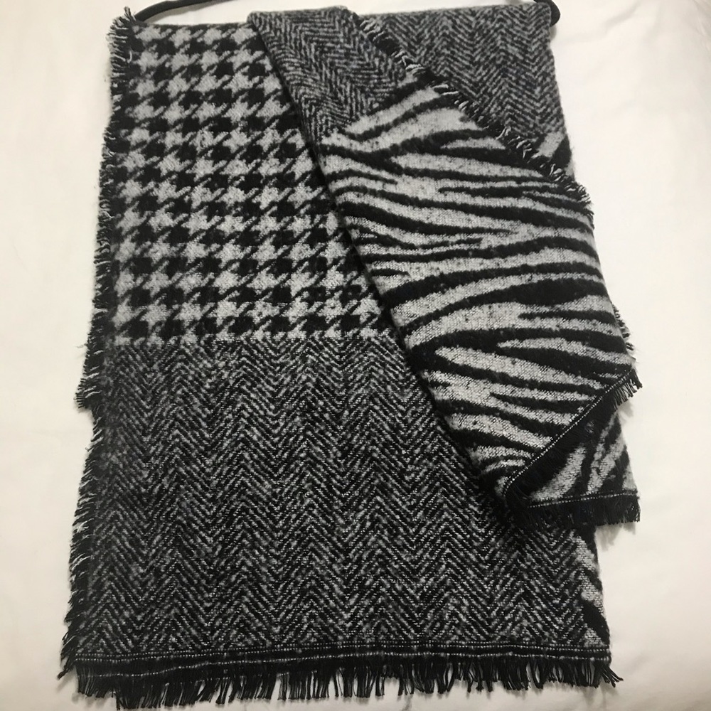 Zara Oversized Multiprint Scarf